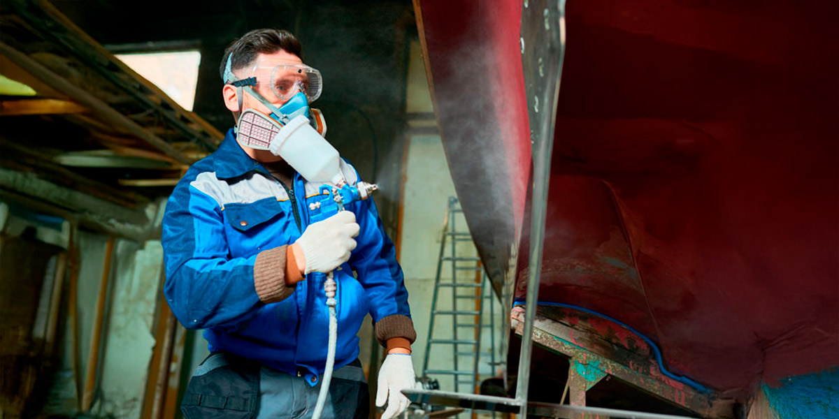 La importancia de pintar tu barco y aplicar el antifouling.