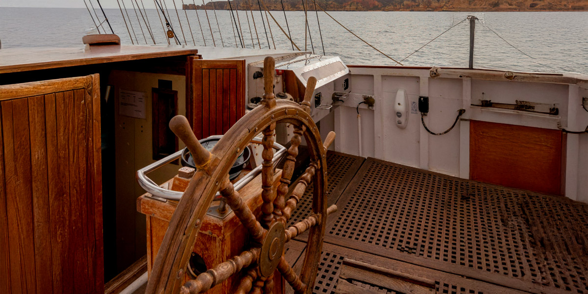 Guía definitiva para la restauración de barcos clásicos
